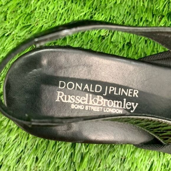 Donald J. Pliner Slingback Woven Wedge Sandals. - Picture 9 of 11